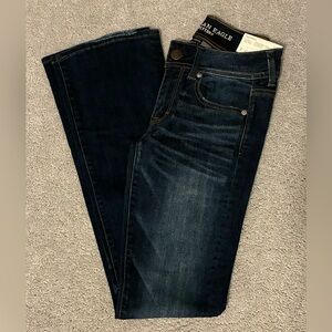 American Eagle Outfitters Women's Deep Indigo Straight Leg Jeans